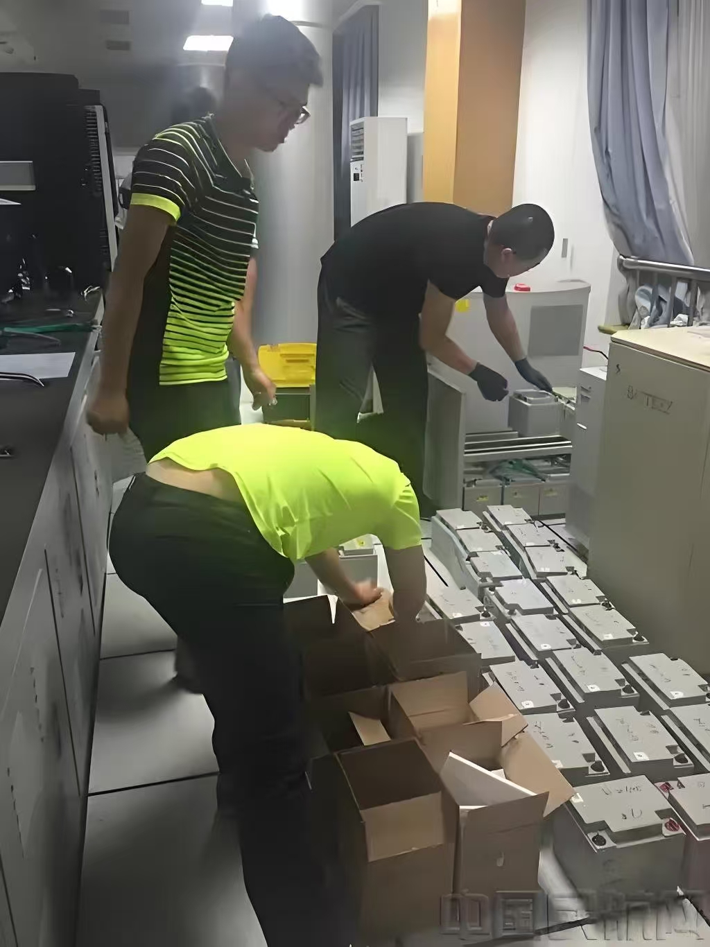 东莞蓄电池电源
